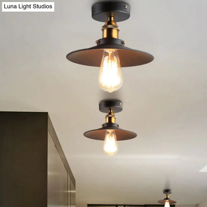 DecorBites™ DecorBites™ Sleek Saucer Ceiling Light in Black/White for Kitchen - Loft Semi Flush Mount Lighting with 1 Bulb
