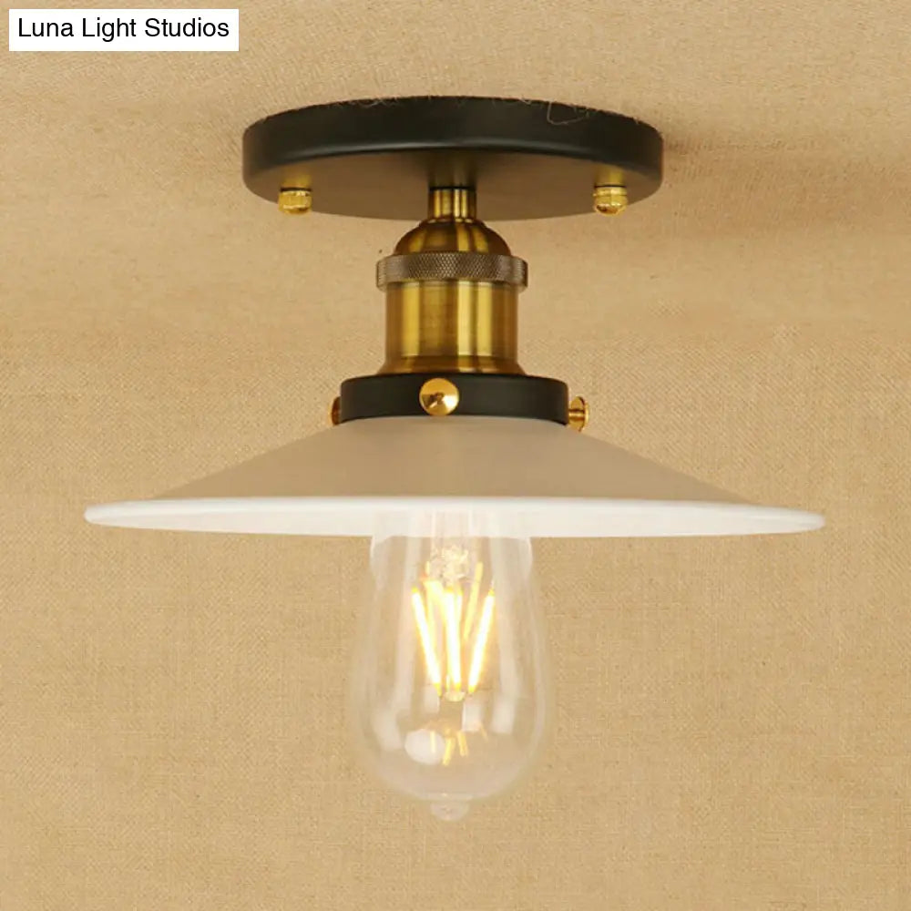 DecorBites™ DecorBites™ Sleek Saucer Ceiling Light in Black/White for Kitchen - Loft Semi Flush Mount Lighting with 1 Bulb