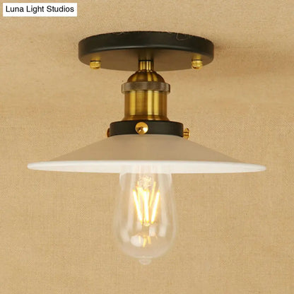 DecorBites™ DecorBites™ Sleek Saucer Ceiling Light in Black/White for Kitchen - Loft Semi Flush Mount Lighting with 1 Bulb