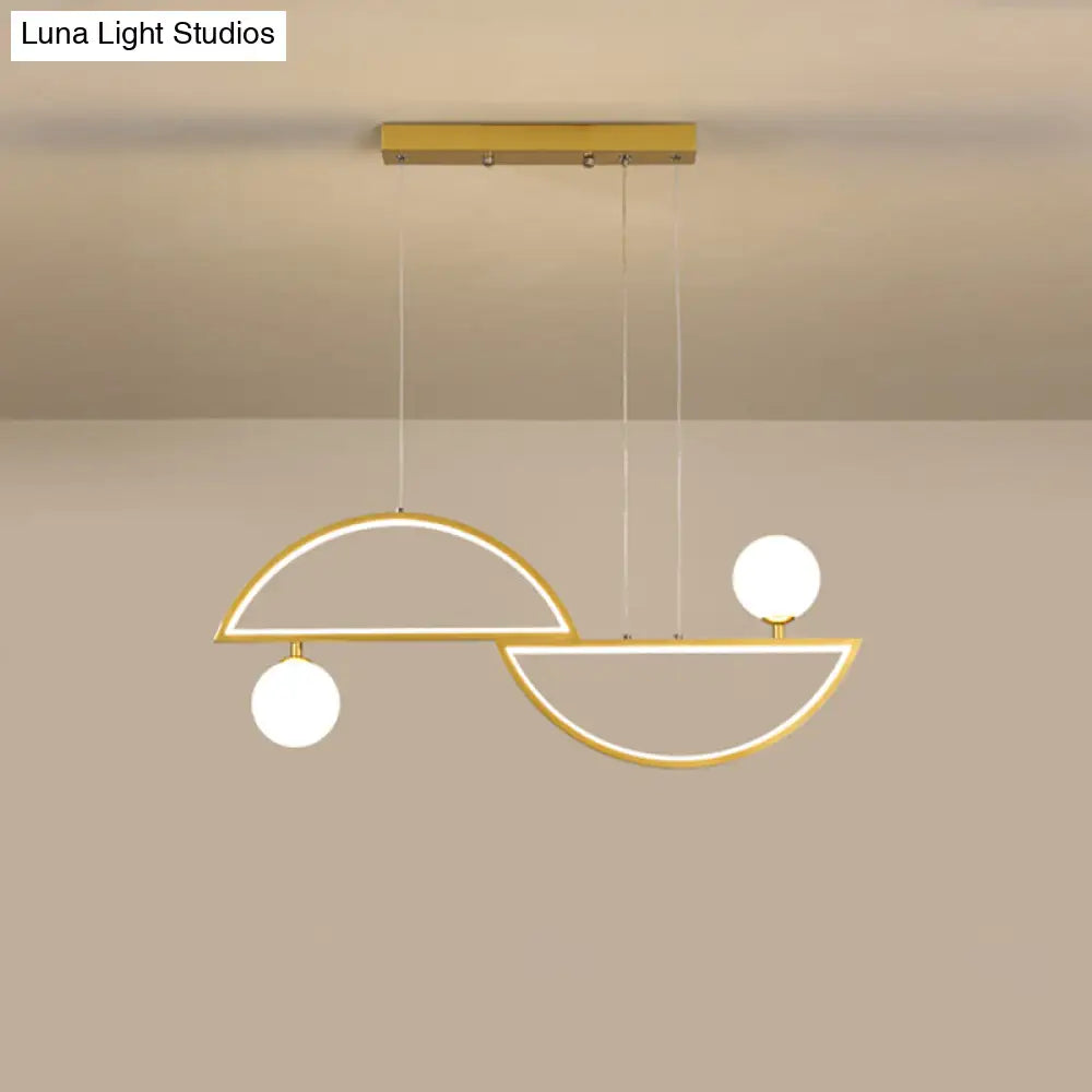 Lámpara de isla semicircular elegante DecorBites™ con LED y pantalla de cristal opalino para comedor