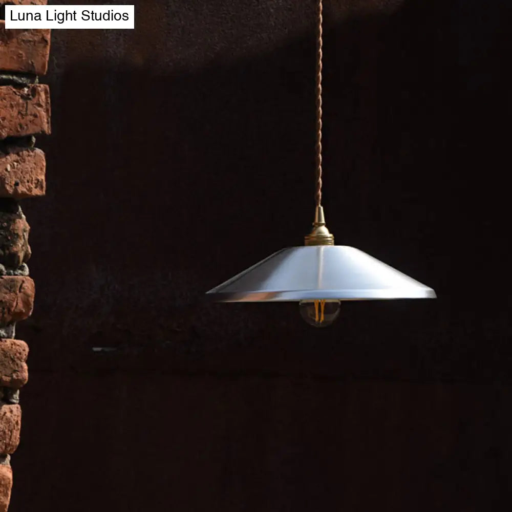 Sleek Silver Saucer Pendant Light with Metal Warehouse Design - 1-Light for Garage Ceiling Suspension