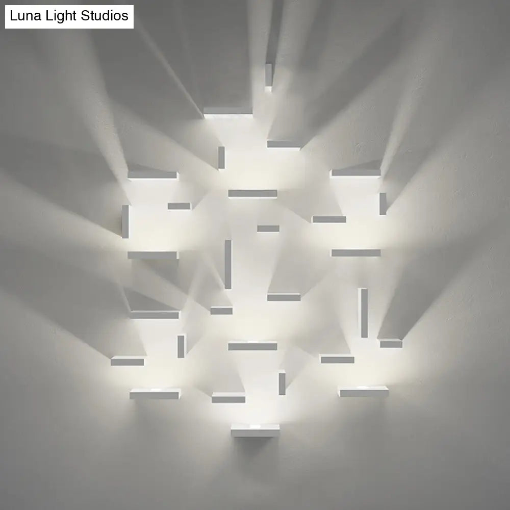 DecorBites™ DecorBites™ Sleek White Wall Washer Light: Simplistic Metallic Sconce for Stairway Illumination