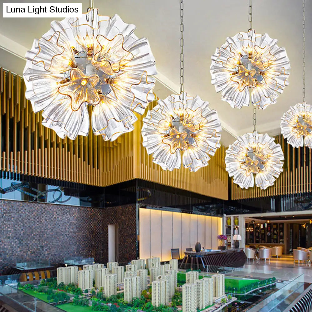 Lámpara de araña Sputnik moderna de cristal LED - Plateada, 40,6 cm/60 cm de ancho