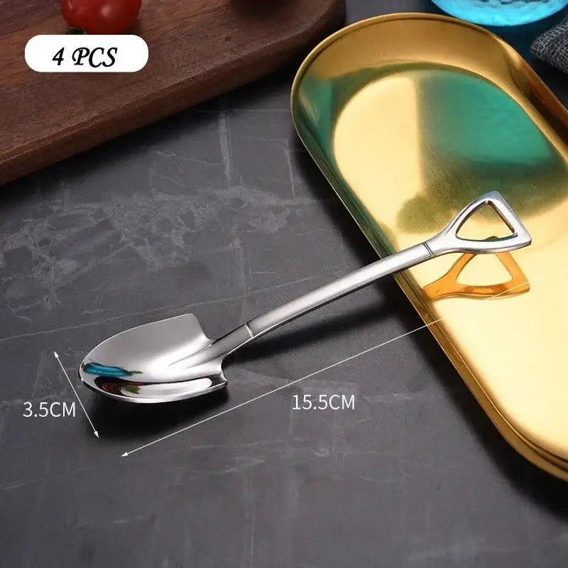 Shiny stainless steel shovel teaspoon with triangular handle 15.5cm in a 4-piece stainless steel teaspoons set for dining room