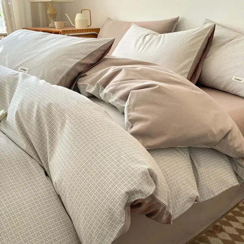 Beige and cream bedding set with subtle grid pattern fitted sheet made of soft cotton for decorbites grid printed style