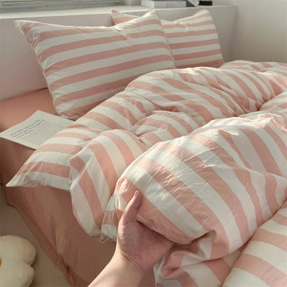 Striped Quilt Set with Pillowcases and Sheet - 220x240cm 4pcs / mi taofen / CHINA|set