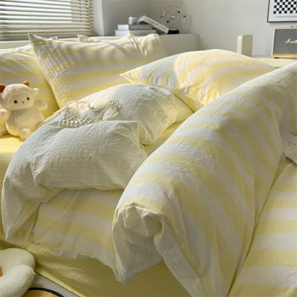 Striped Quilt Set with Pillowcases and Sheet - 220x240cm 4pcs / nailuo zhishihuang / CHINA|set