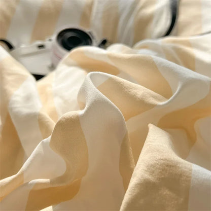 Striped Quilt Set with Pillowcases and Sheet