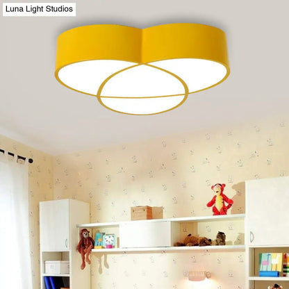 DecorBites™ DecorBites™ Stylish Acrylic Flower-Shaped Ceiling Light for Restaurants