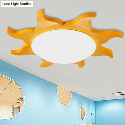 DecorBites™ DecorBites™ Sun-Shaped Cartoon Wood Acrylic Flush Ceiling Light for Kindergarten