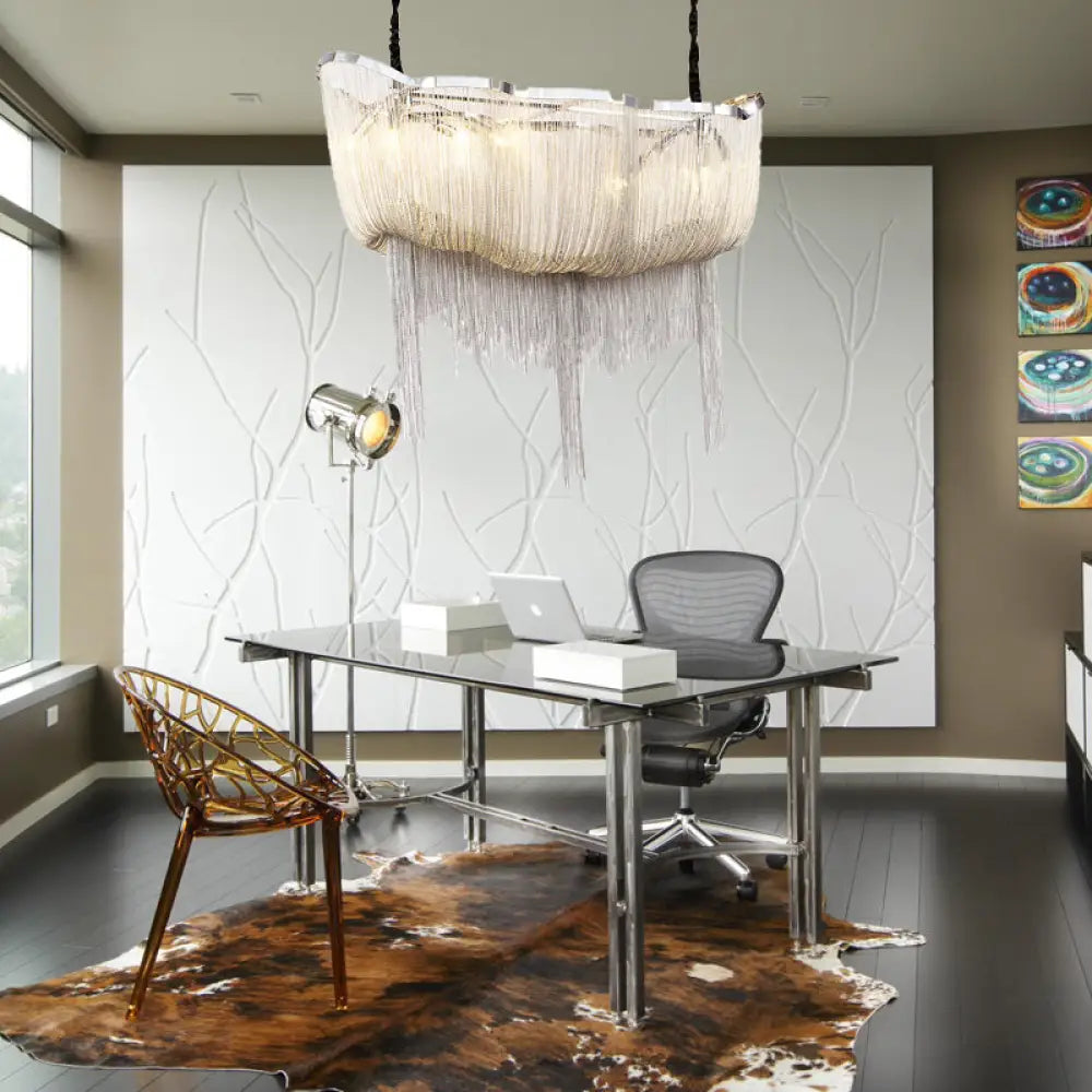 Lámpara de araña Tassel Empire: Estilo nórdico moderno, lámpara colgante de metal de 12 luces en dorado/plateado.