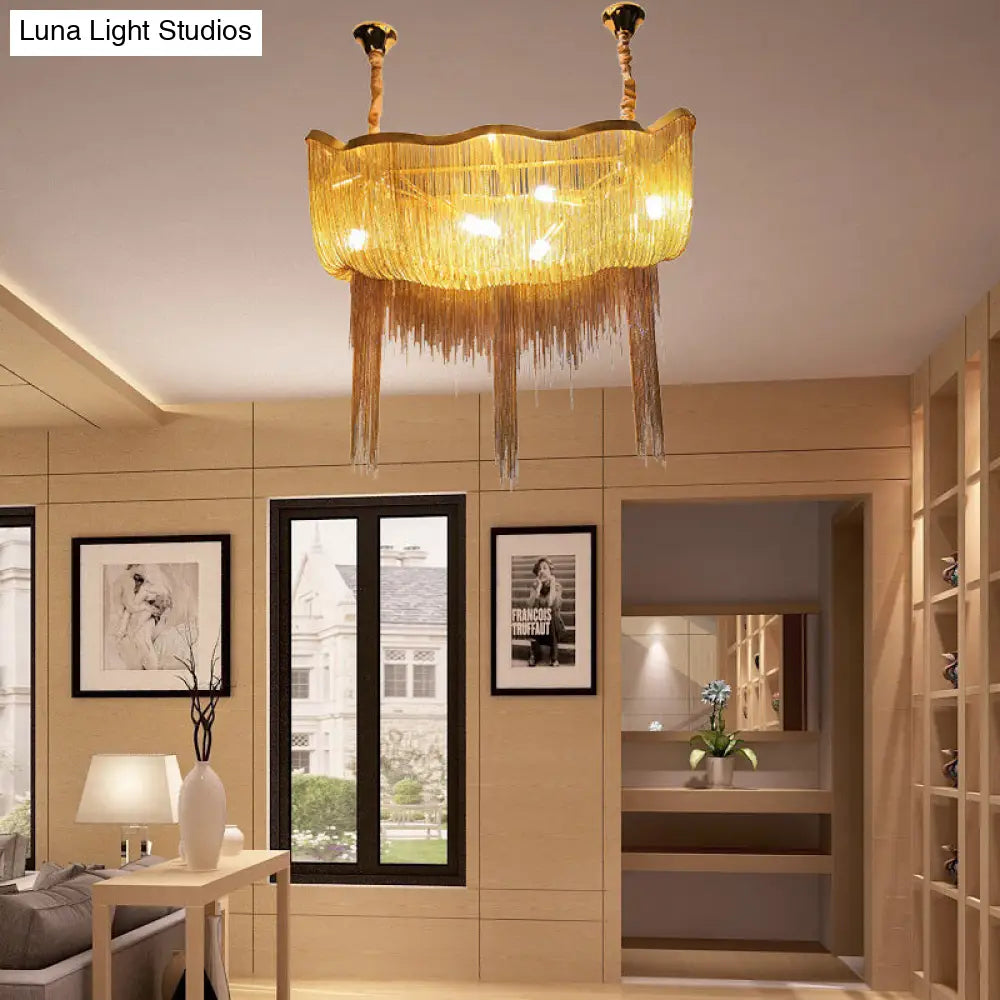 Lámpara de araña Tassel Empire: Estilo nórdico moderno, lámpara colgante de metal de 12 luces en dorado/plateado.
