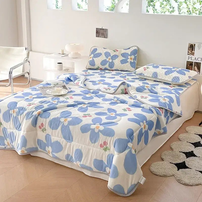 Blue and white floral patterned quilt set with soft plush texture for decorbites cool summer blanket bedroom use