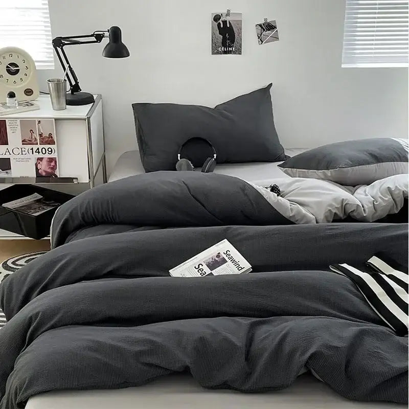 Textured dark gray corduroy duvet set with ribbed fabric finish in bubble cotton quilt sets for bedroom use
