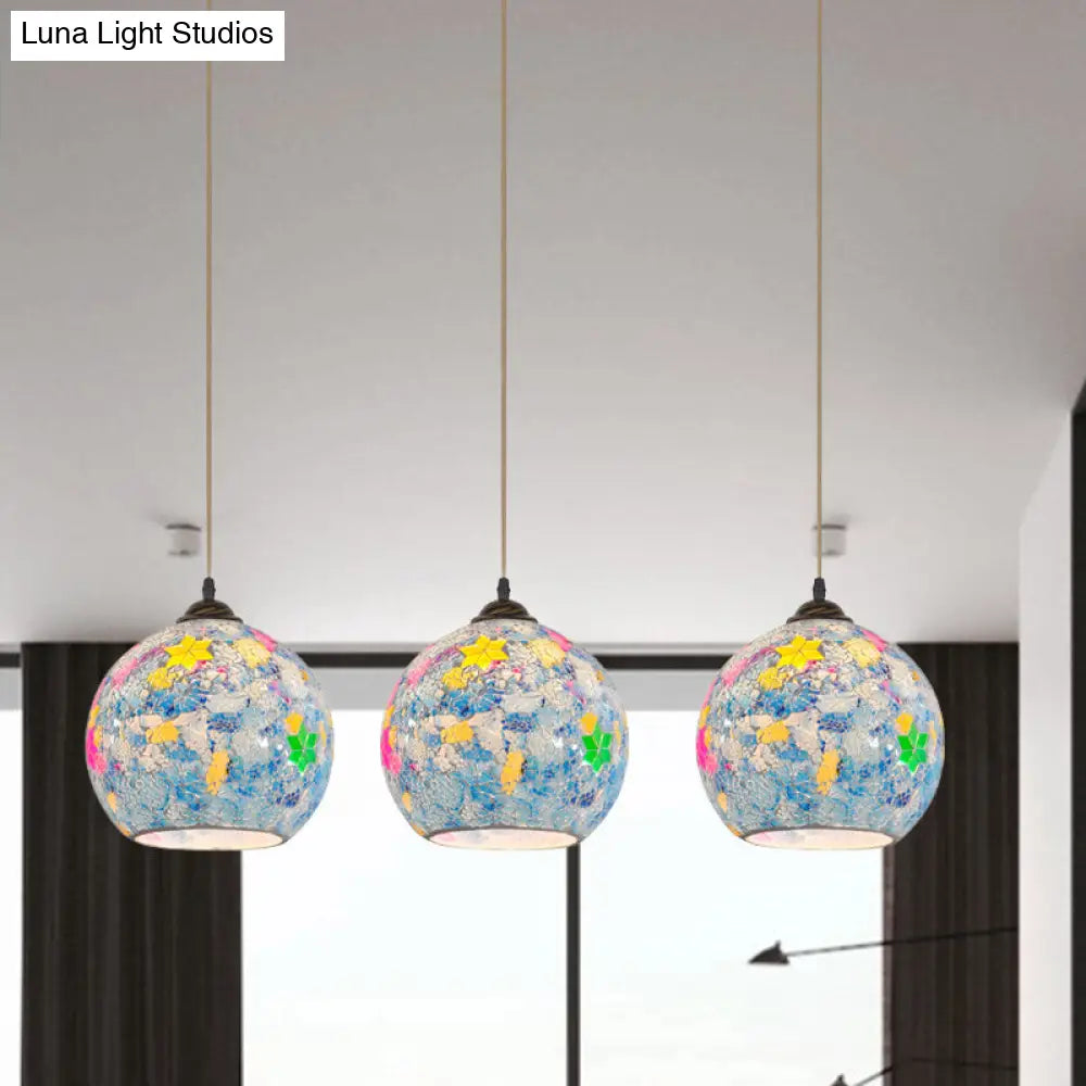 Tiffany Glass 3-Bulb Pendant Lamp with Light Blue Multi Leaf-Pattern Globe - Baroque Ceiling Suspension