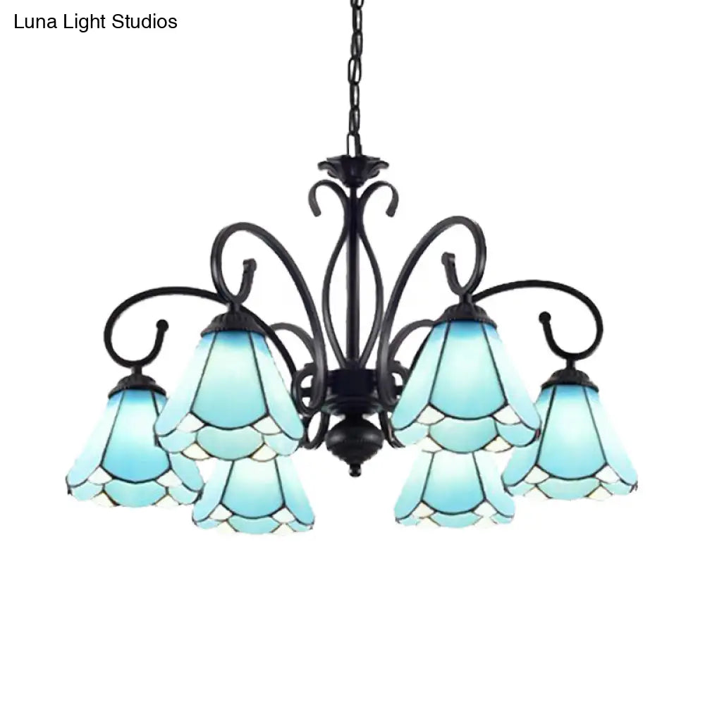 Lámpara de araña estilo Tiffany de cristal azul con marco negro y múltiples luces