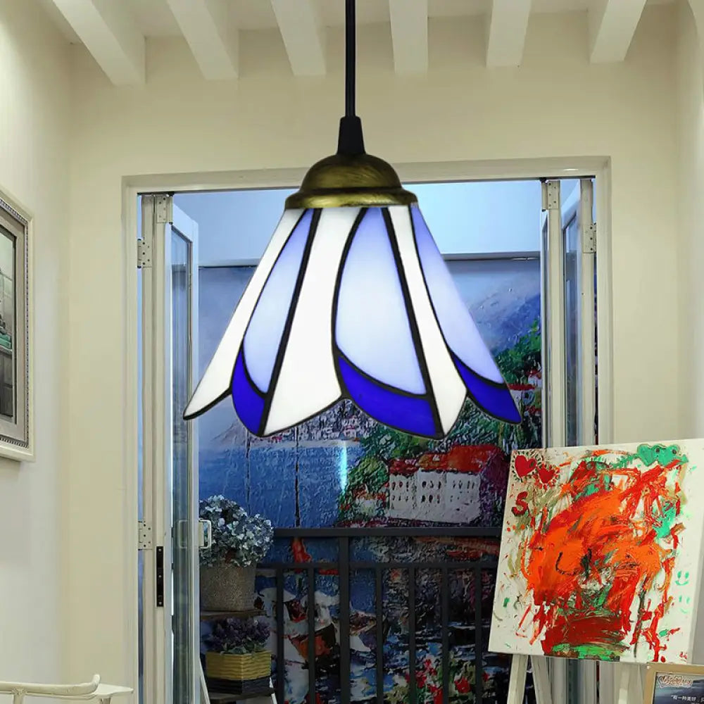 Tiffany-Style Pendulum Light: Handcrafted Art Glass Suspension Lamp in Blue/Green for Foyer