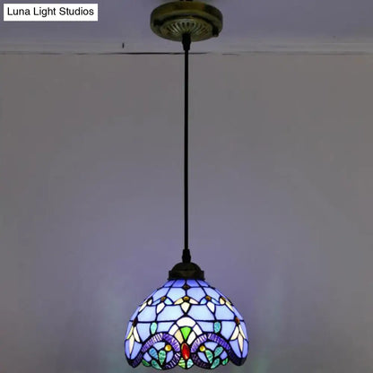 Tiffany-Style Stained Glass Pendant Light: Elegant 1-Light Hanging Lamp for Dining Room