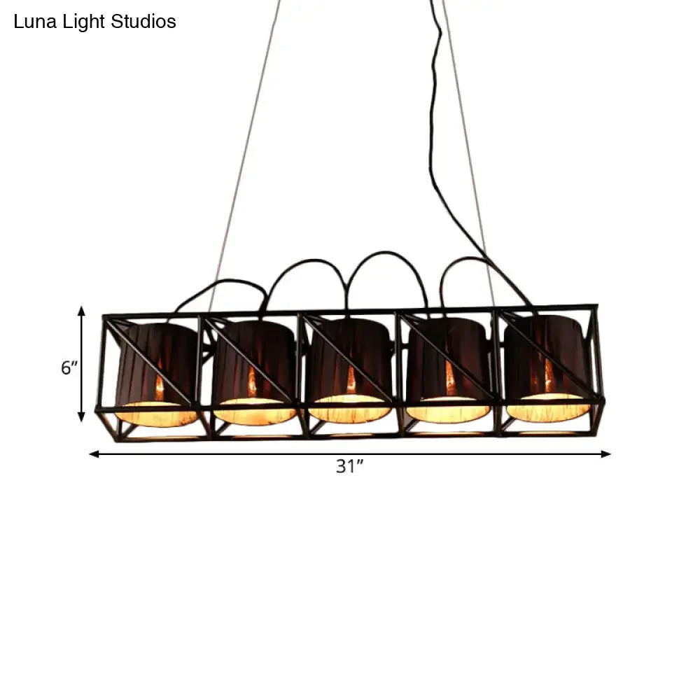 ديكوربايتس™ مصباح معلق تقليدي من القماش الأسود مزود بخمسة براميل إضاءة - مثالي للمطاعم