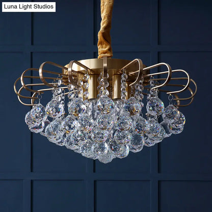 Lámpara de araña colgante tradicional con bola de cristal y diseño floral en color dorado - 3/5 bombillas, 35,5/45,7 cm de ancho