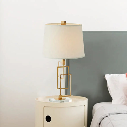 Traditional Metal 1-Head Gold Nightstand Lamp: Modernize Your Living Room with Intersected Rectangles & Fabric Table Light