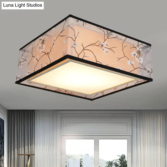 Traditional Style Fabric Square Flush Light - 4/5 Lights Ceiling Flush Mount in White - Various Sizes