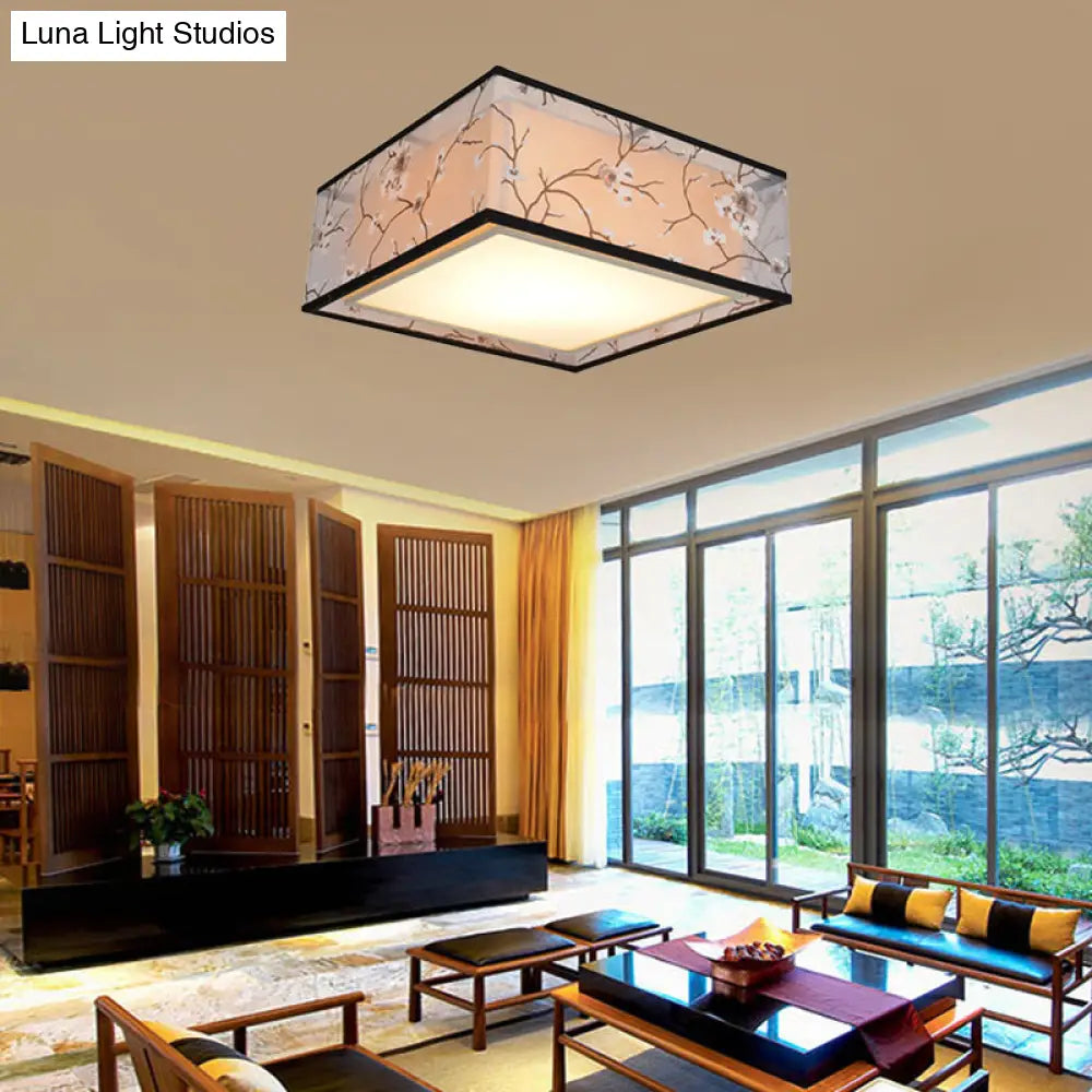 Traditional Style Fabric Square Flush Light - 4/5 Lights Ceiling Flush Mount in White - Various Sizes