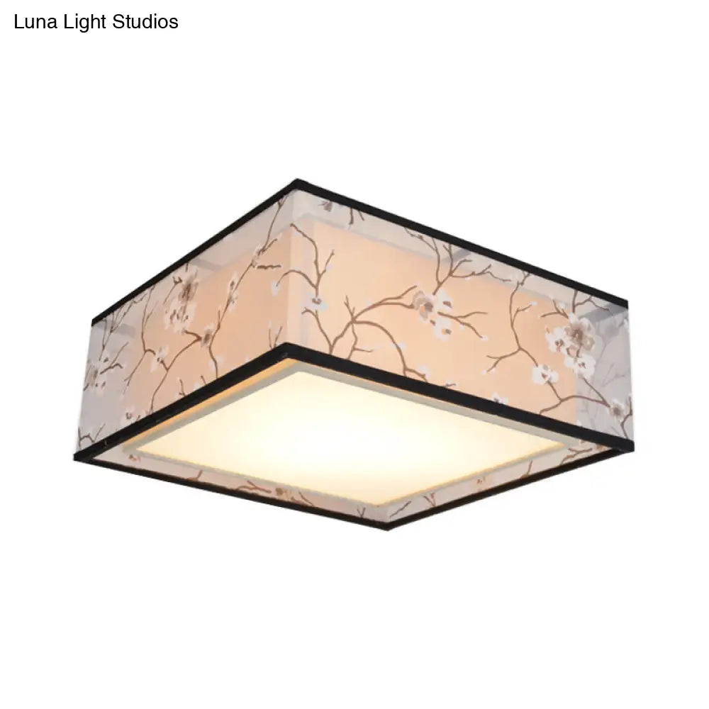 Traditional Style Fabric Square Flush Light - 4/5 Lights Ceiling Flush Mount in White - Various Sizes