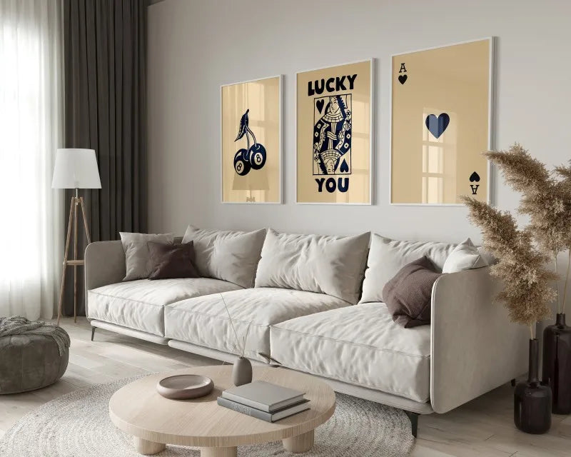 Trendy 3-Piece Retro Wall Art Set - Queen of Hearts Theme