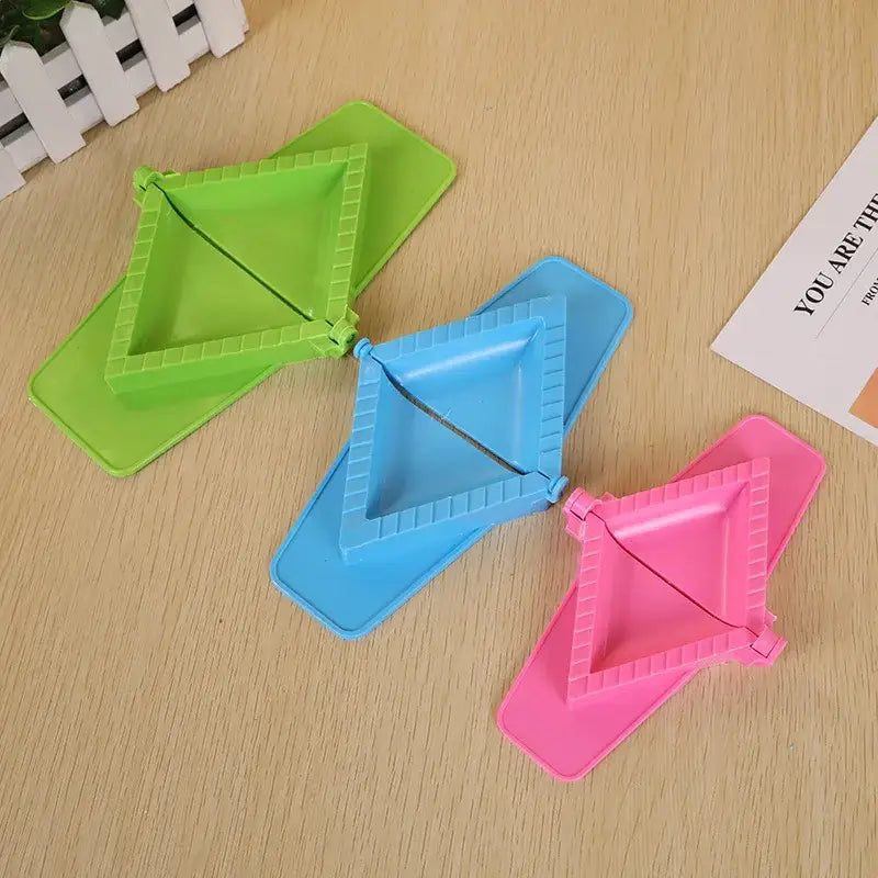 Triangle green blue and pink plastic dumpling maker set for easy homemade dumpling preparation kitchen tool