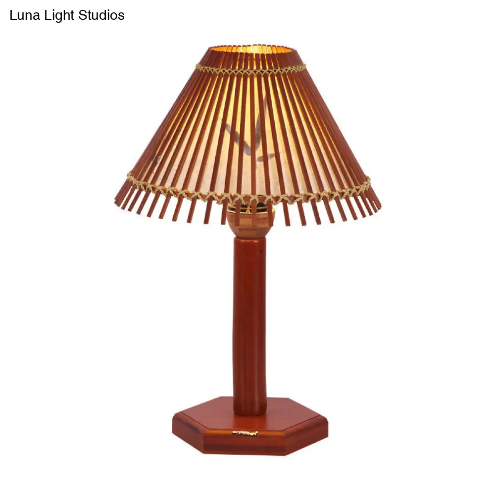 Trumpet Bamboo Desk Lamp - Asian-Inspired Task Lighting with Hexagon Wood Base