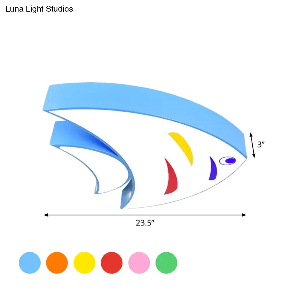 Underwater Adventure LED Flush Mount Lamp - Colorful Acrylic Tropical Fish Design for Children's Room Ceiling
