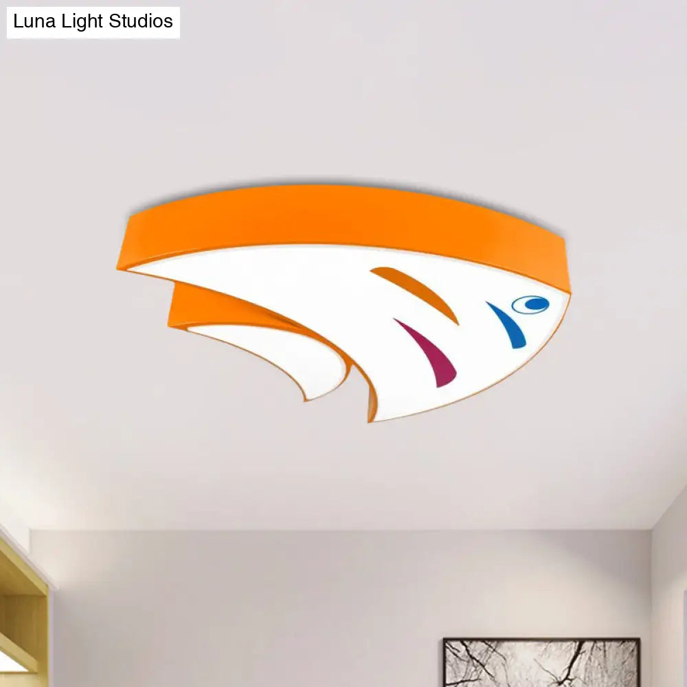 Underwater Adventure LED Flush Mount Lamp - Colorful Acrylic Tropical Fish Design for Children's Room Ceiling