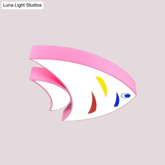 Underwater Adventure LED Flush Mount Lamp - Colorful Acrylic Tropical Fish Design for Children's Room Ceiling