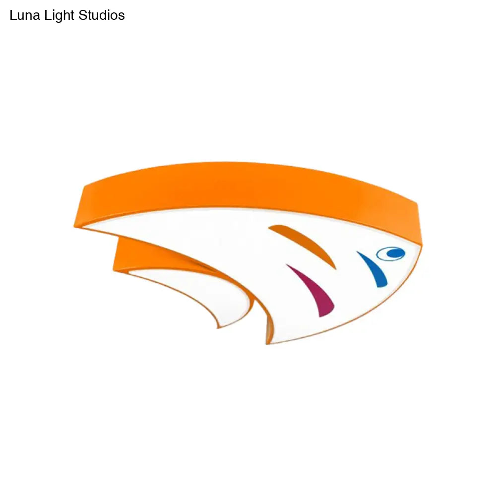 Underwater Adventure LED Flush Mount Lamp - Colorful Acrylic Tropical Fish Design for Children's Room Ceiling