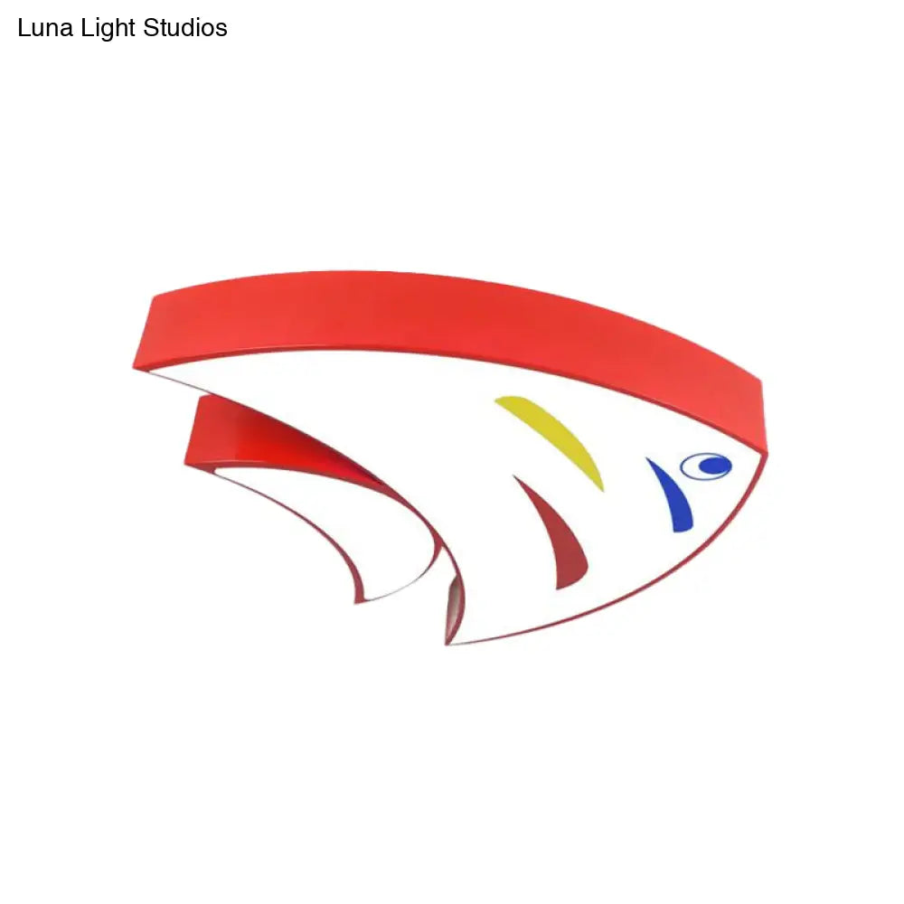 Underwater Adventure LED Flush Mount Lamp - Colorful Acrylic Tropical Fish Design for Children's Room Ceiling