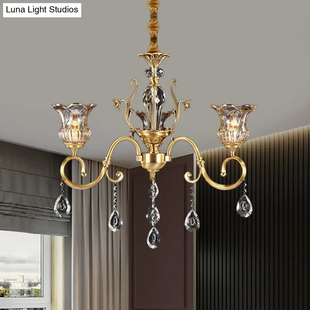 Lámpara de araña colgante vintage de latón con forma de campanilla, cristal transparente, 3 bombillas, brazo en espiral y gotas de cristal.