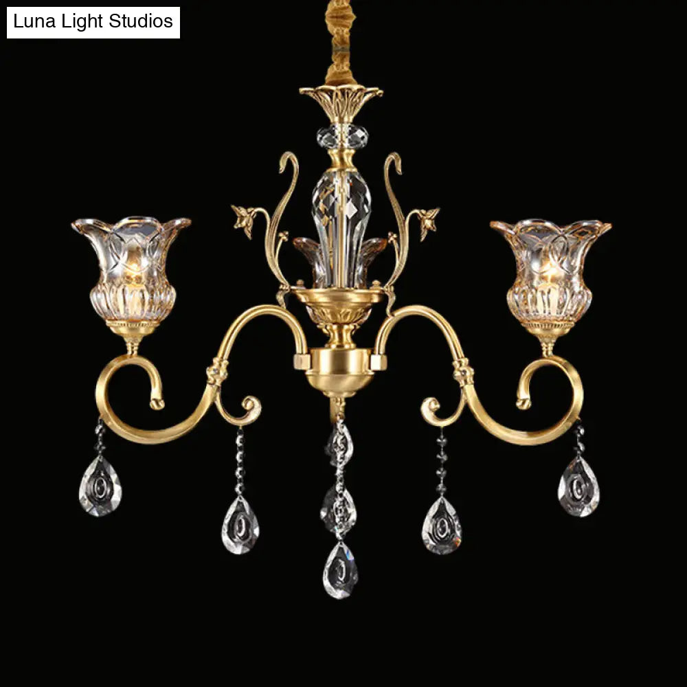 Lámpara de araña colgante vintage de latón con forma de campanilla, cristal transparente, 3 bombillas, brazo en espiral y gotas de cristal.