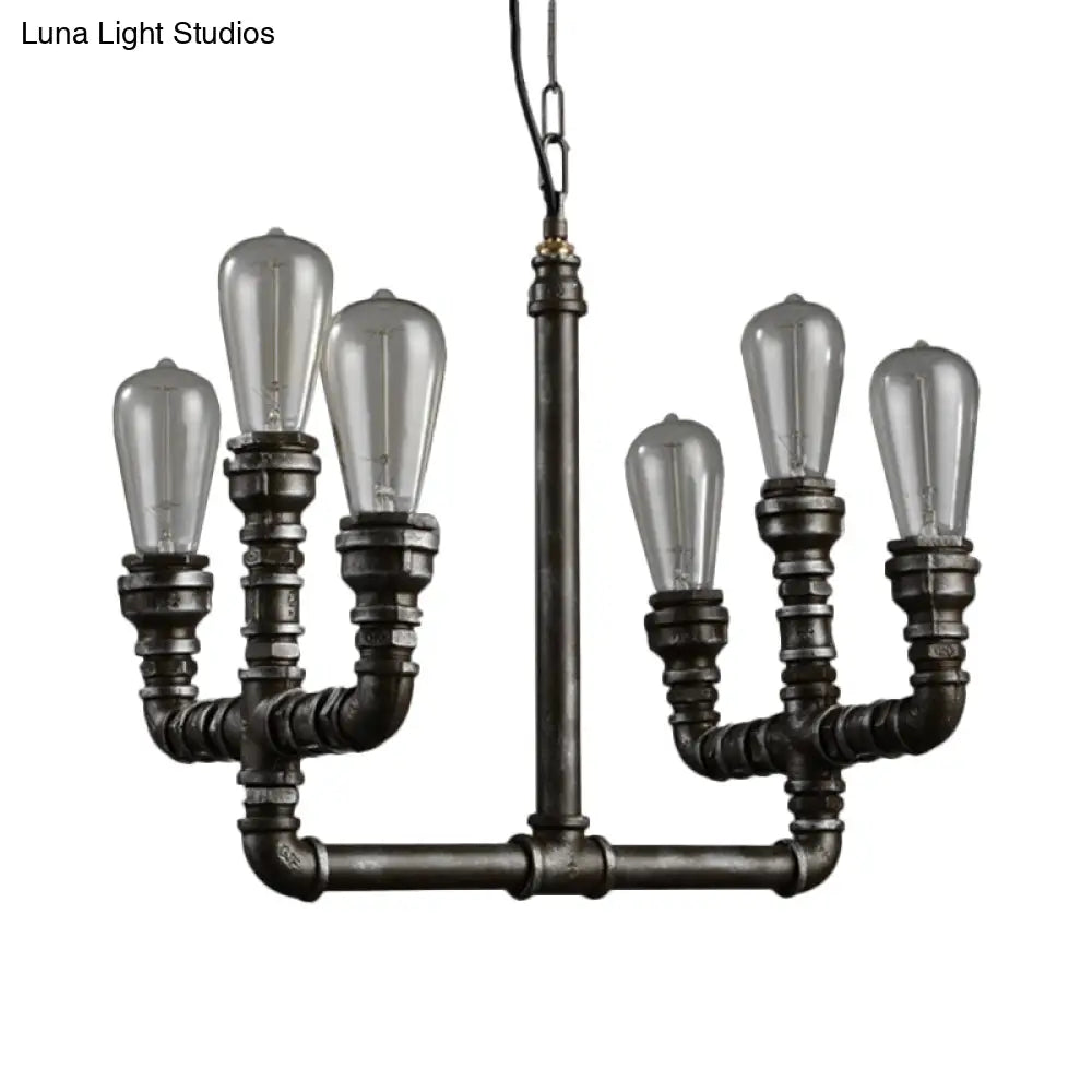 Lámpara colgante de estilo industrial vintage, de metal oxidado, con diseño de 6 bombillas abiertas y tubo para colgar.