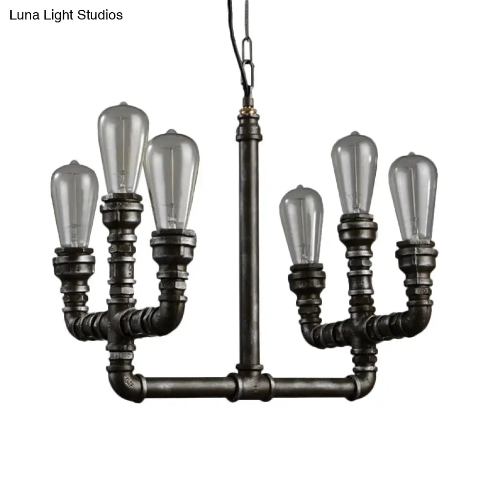 Lámpara colgante de estilo industrial vintage, de metal oxidado, con diseño de 6 bombillas abiertas y tubo para colgar.