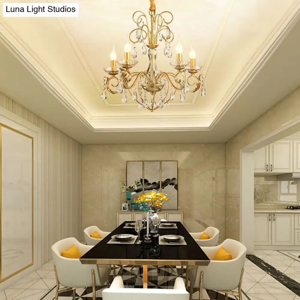 Lámpara colgante estilo vintage de 5/8 luces tipo vela – Lámpara colgante de araña de metal y cristal (dorada, altura ajustable)