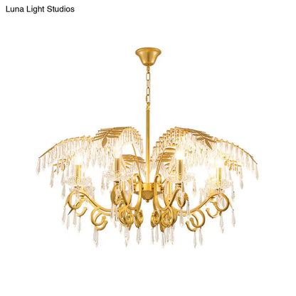 Lámpara de araña de estilo vintage con forma de rama, luces de metal y cristal, diseño de hojas en dorado.