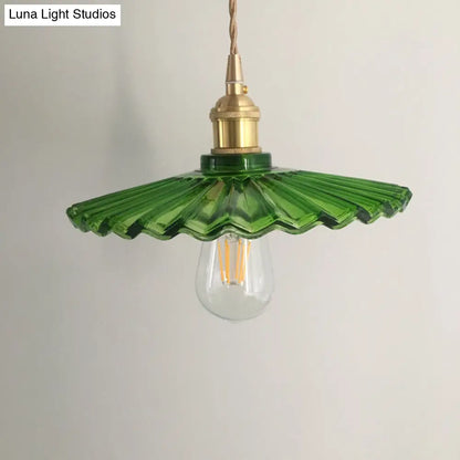 Vintage Style Single-Bulb Hanging Lamp: Textured Glass Pendant in Gold - Elegant Lighting Fixture