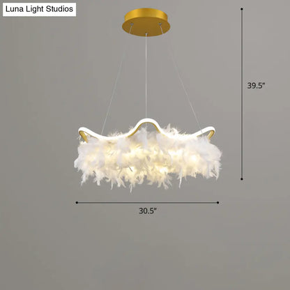 Wavy Metal Nordic White-Gold LED Chandelier with Feather Deco - Elegant Suspension Lighting