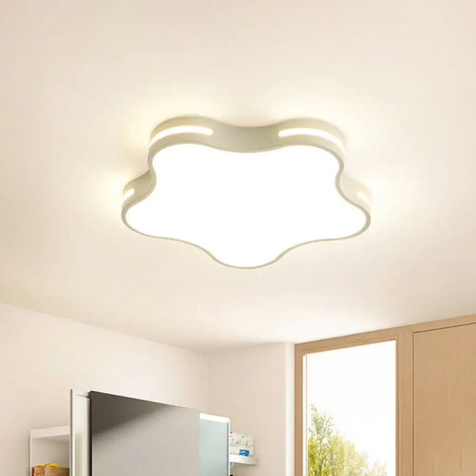 DecorBites™ DecorBites™ White Acrylic LED Ceiling Flushmount - Minimalist Star Design, 19.5" Wide
