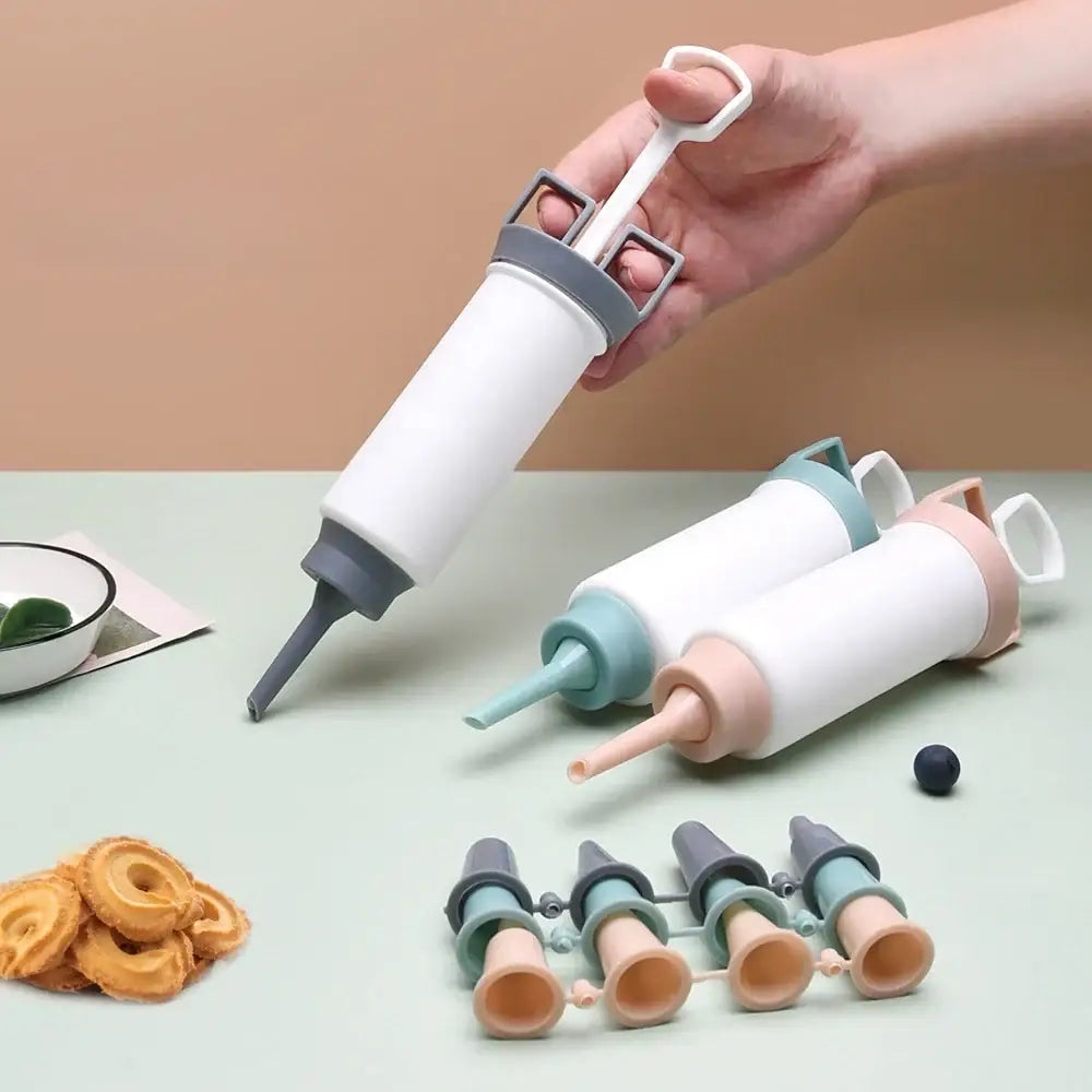 White and gray silicone decorbites cake cream decorating gun pastry syringe set for precise cream decorating