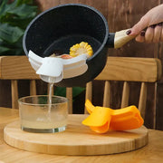 White silicone decorbites duck beak funnel with yellow alternative for kitchen liquid diverting and corn juice extraction