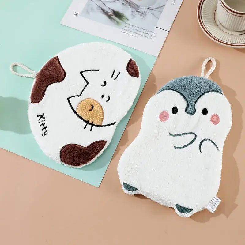 White plush bath sponge with brown and tan embroidered cow face from decorbites cartoon animals microfiber hand towels set