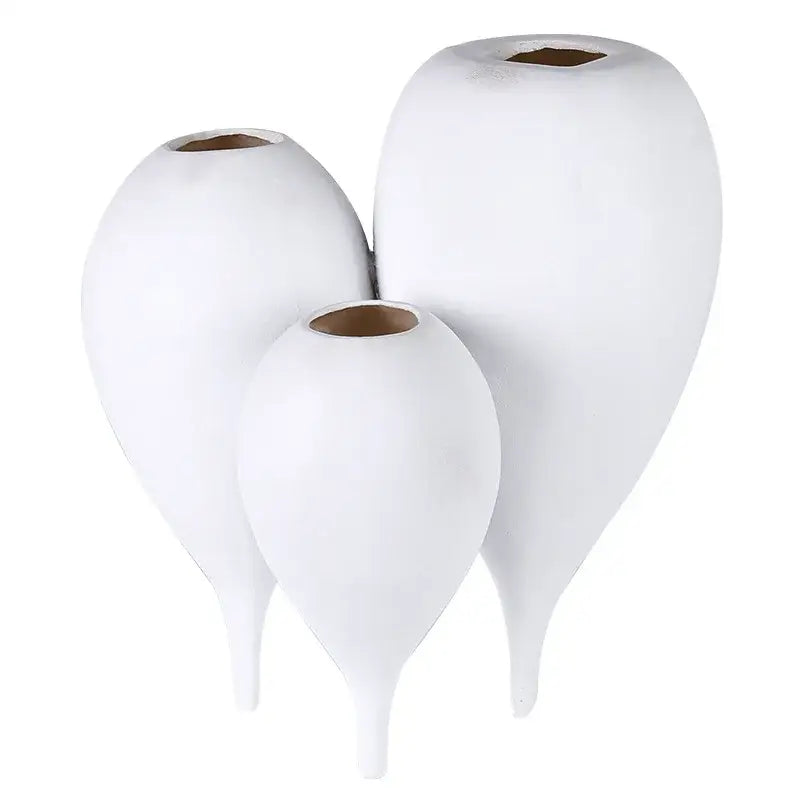 Set of three white ceramic balloon geometric vases with heart-shaped bodies for living room decor