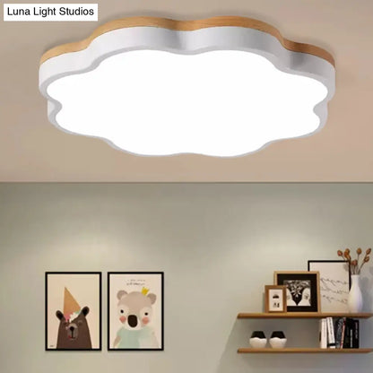 DecorBites™ DecorBites™ Wooden Ceiling Light with Floral Shade - Flush Mount for Kids Bedroom
